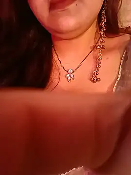 Snapshot of Suhanakhan00 chatting on 2, 8, 2026 Suhanakhan00 online show from 2, 8, 2026