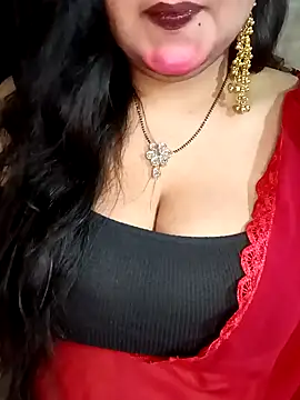 Suhanakhan00 online show from 12, 2, 2026