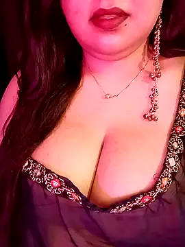Snapshot of Suhanakhan00 chatting on 25, 4, 2026 Suhanakhan00 online show from 25, 4, 2026