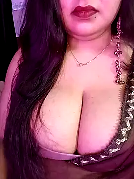Snapshot of Suhanakhan00 chatting on 26, 4, 2026 Suhanakhan00 online show from 26, 4, 2026