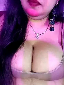 Suhanakhan00 online show from 9, 11, 2025