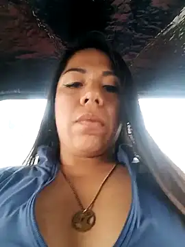 Karenn12 online show from 5, 12, 2025