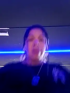 Karenn12 online show from 6, 2, 2026