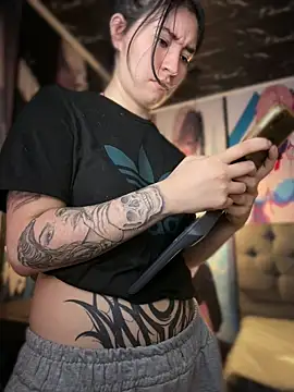 Sophie LS online show from 10, 4, 2026