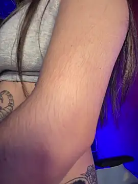 Sophie LS online show from 5, 3, 2026