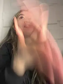 Sophie LS online show from 26, 2, 2025