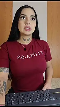 Snapshot of Alissfressa chatting on 19, 6, 2026 Alissfressa online show from 19, 6, 2026