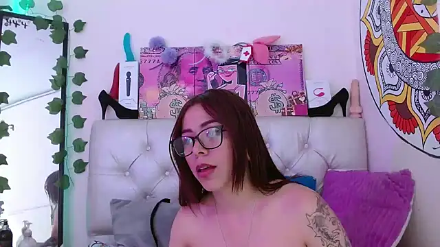 Snapshot of sarawiliamx chatting on 18, 2, 2025 sarawiliamx online show from 18, 2, 2025