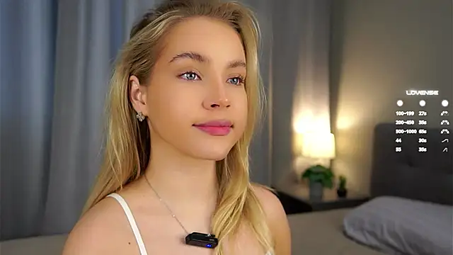 Snapshot of AftonConnett chatting on 12, 3, 2025 AftonConnett online show from 12, 3, 2025