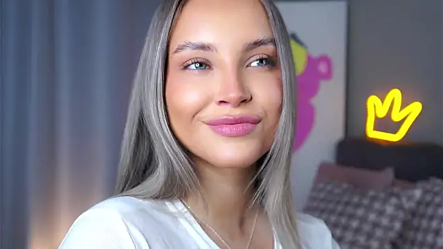 Snapshot of AftonConnett chatting on 12, 10, 2025 AftonConnett online show from 12, 10, 2025