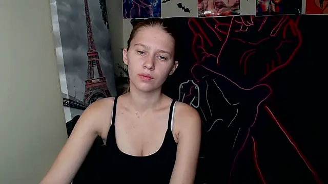 Snapshot of StellaCRL chatting on 18, 10, 2025 StellaCRL online show from 18, 10, 2025