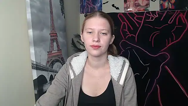 Snapshot of StellaCRL chatting on 14, 10, 2025 StellaCRL online show from 14, 10, 2025