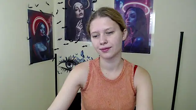 Snapshot of StellaCRL chatting on 6, 11, 2025 StellaCRL online show from 6, 11, 2025