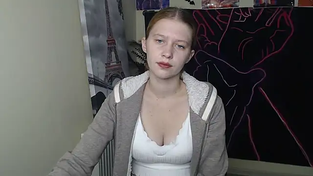 Snapshot of StellaCRL chatting on 11, 10, 2025 StellaCRL online show from 11, 10, 2025