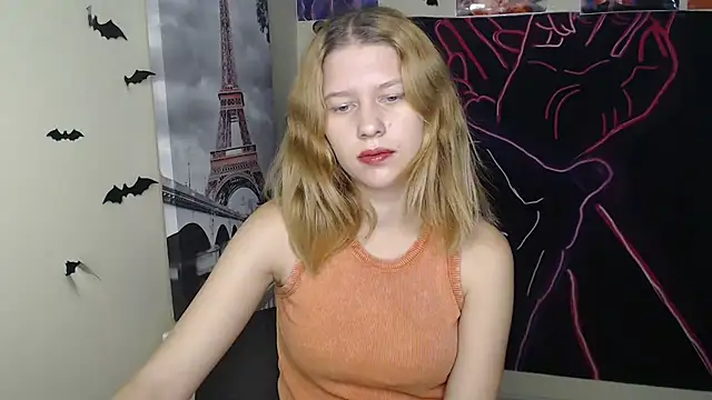 Snapshot of StellaCRL chatting on 3, 11, 2025 StellaCRL online show from 3, 11, 2025