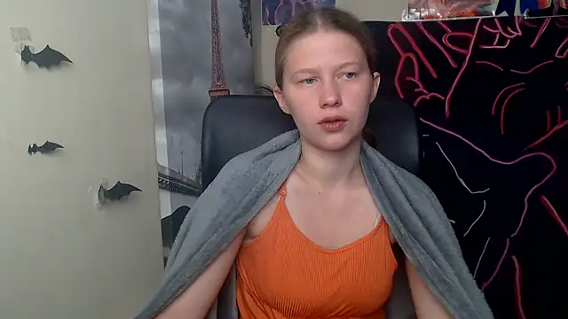 Snapshot of StellaCRL chatting on 10, 5, 2026 StellaCRL online show from 10, 5, 2026
