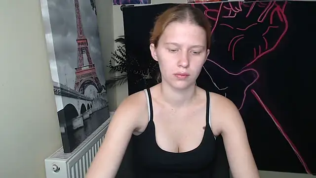 Snapshot of StellaCRL chatting on 24, 10, 2025 StellaCRL online show from 24, 10, 2025