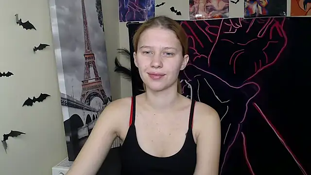 Snapshot of StellaCRL chatting on 30, 10, 2025 StellaCRL online show from 30, 10, 2025