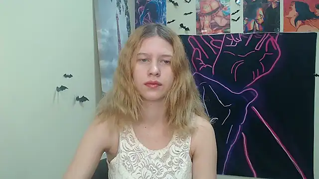 Snapshot of StellaCRL chatting on 26, 11, 2025 StellaCRL online show from 26, 11, 2025