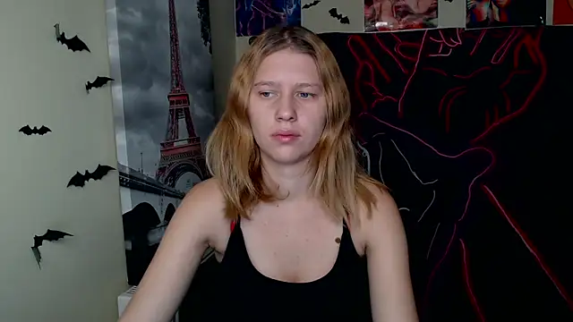 Snapshot of StellaCRL chatting on 31, 10, 2025 StellaCRL online show from 31, 10, 2025