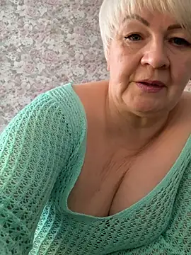 Laura Millf online show from 27, 2, 2025