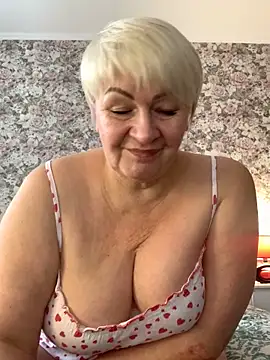Laura Millf online show from 6, 2, 2025