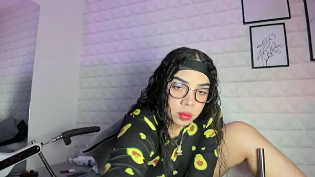 Lizzie-Evans online show from 20, 5, 2026