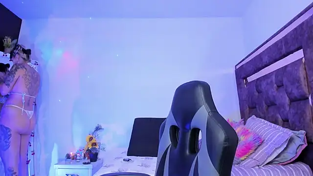 AnabelleGron online show from 10, 4, 2026