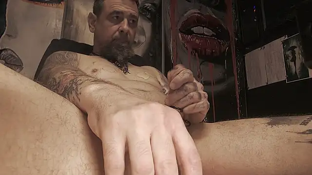 dani4334 online show from 8, 10, 2025