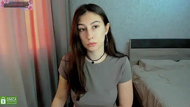 briannababy  online show from 27, 11, 2025