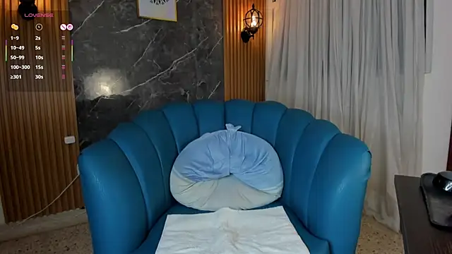 Julie Markk online show from 30, 3, 2026