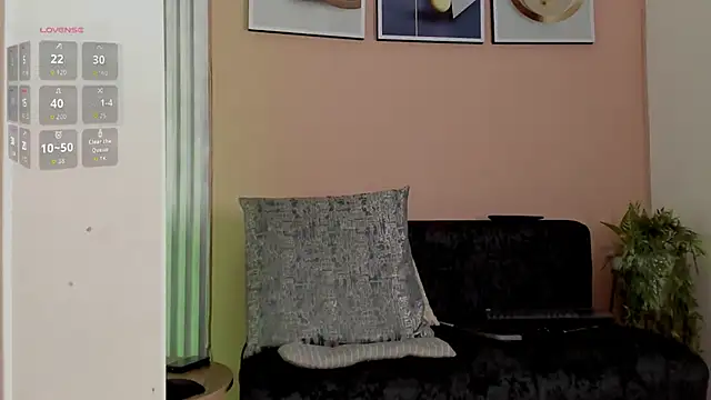 thomas eliotts online show from 5, 3, 2026