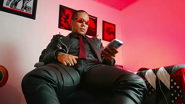 Leonnardo Jaramillo online show from 13, 11, 2025