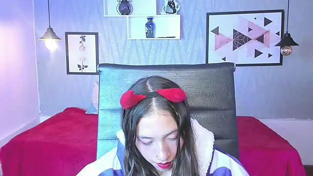 Valeria roussi online show from 29, 12, 2024