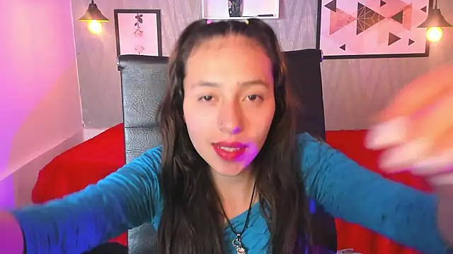 Valeria roussi online show from 27, 12, 2024