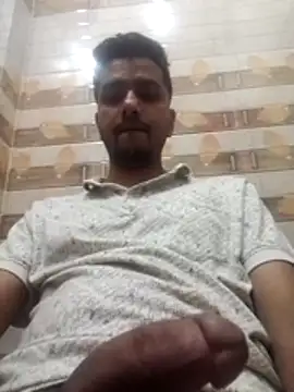 Snapshot of itachigunn chatting on 17, 3, 2026 itachigunn online show from 17, 3, 2026