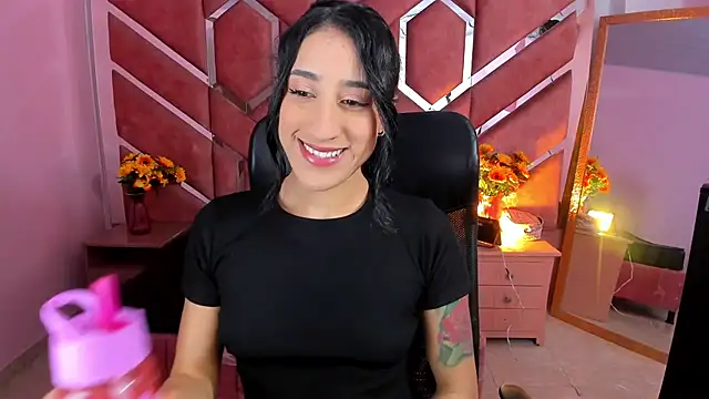 Snapshot of Eimy_Sexy_ chatting on 2, 6, 2026 Eimy Sexy online show from 2, 6, 2026