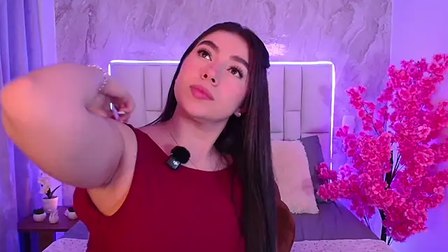 IsabellaAnngel online show from 14, 5, 2026