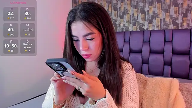 IsabellaAnngel online show from 4, 2, 2026