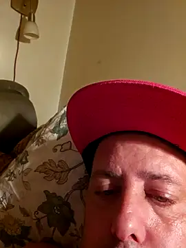 Snapshot of HeteroHotGuy1 chatting on 20, 9, 2025 HeteroHotGuy1 online show from 20, 9, 2025