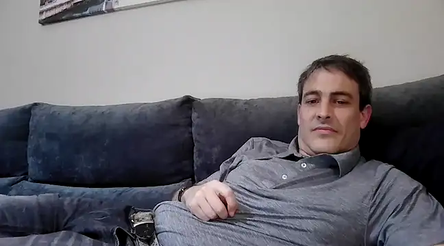 Snapshot of basquehotboy chatting on 8, 3, 2025 basquehotboy online show from 8, 3, 2025