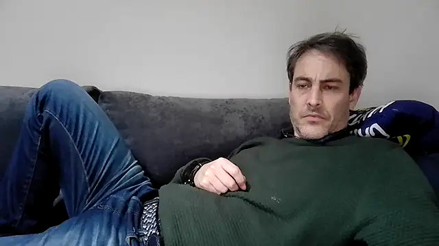 Snapshot of basquehotboy chatting on 9, 1, 2025 basquehotboy online show from 9, 1, 2025