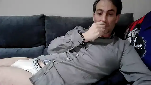 Snapshot of basquehotboy chatting on 28, 1, 2025 basquehotboy online show from 28, 1, 2025