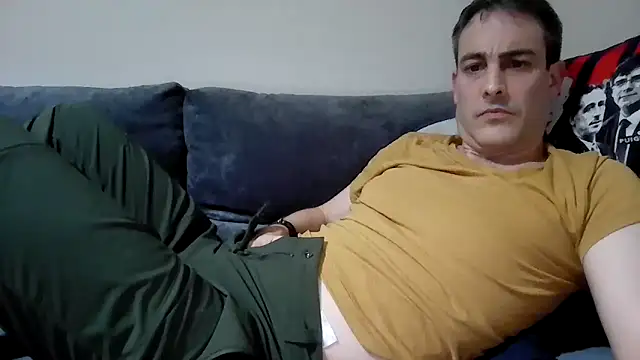Snapshot of basquehotboy chatting on 2, 2, 2025 basquehotboy online show from 2, 2, 2025