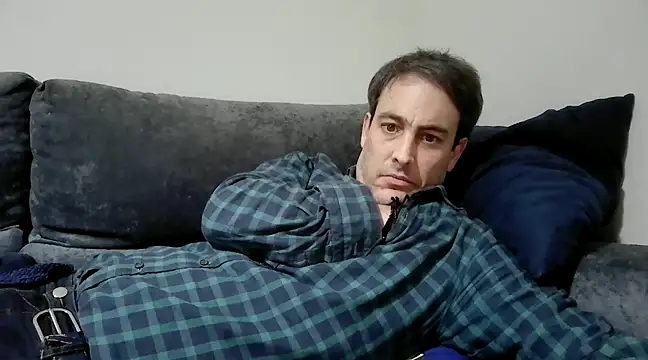 Snapshot of basquehotboy chatting on 21, 12, 2024 basquehotboy online show from 21, 12, 2024