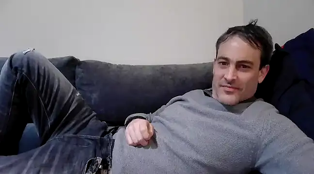 Snapshot of basquehotboy chatting on 1, 3, 2025 basquehotboy online show from 1, 3, 2025