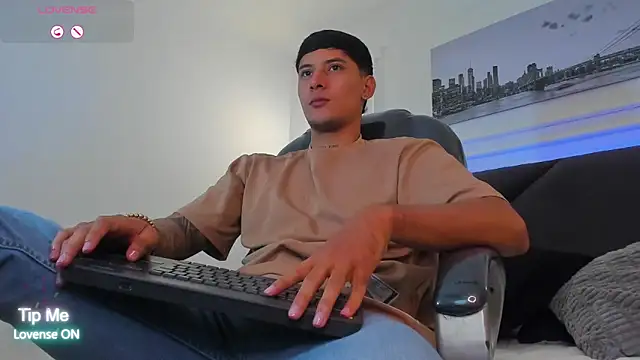 Damian23   online show from 1, 2, 2026