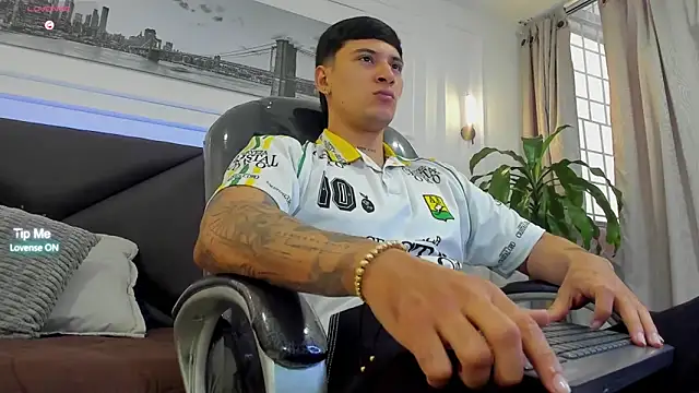 Damian23   online show from 28, 2, 2026