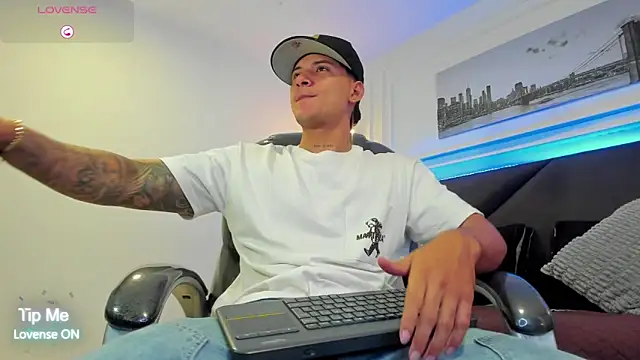 Damian23   online show from 14, 2, 2026