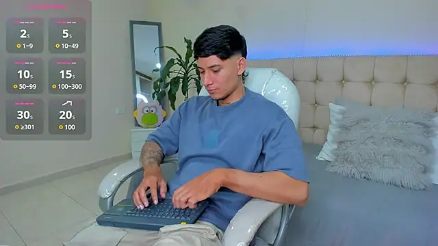 Damian23   online show from 22, 2, 2025